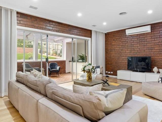 Spacious Family Living in a Prime Bayswater Location