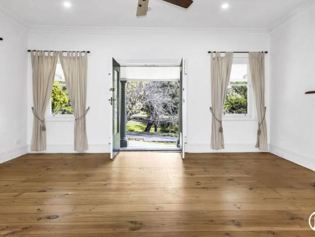 Spacious Family Living in a Prime Burnside Location
