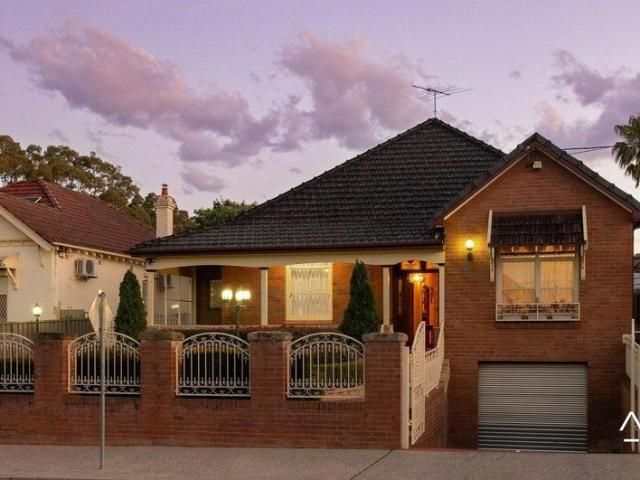 Spacious Family Living in a Prime Burwood Location