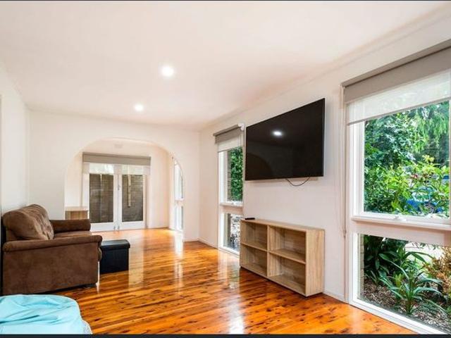 Spacious Family Living in a Prime Frankston Location