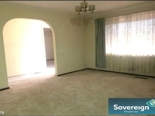 Spacious Family Living in a Prime Hallam Location