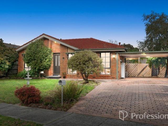 SPACIOUS FAMILY LIVING IN A PRIME LOCATION