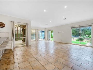 Spacious Family Living in a Prime Mawson Lakes Location