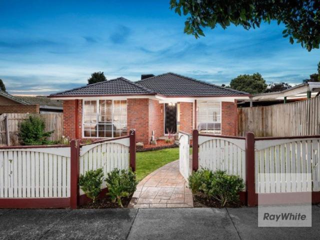 Spacious Family Living in a Prime Mill Park Position