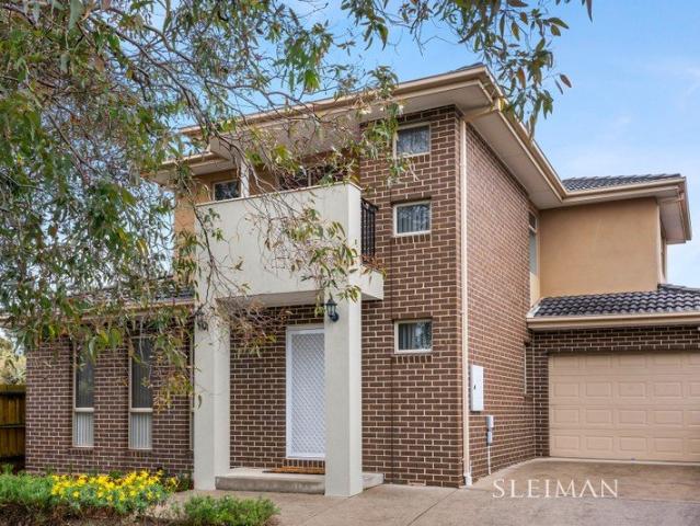 Spacious Family Living in a Prime Sydenham Location