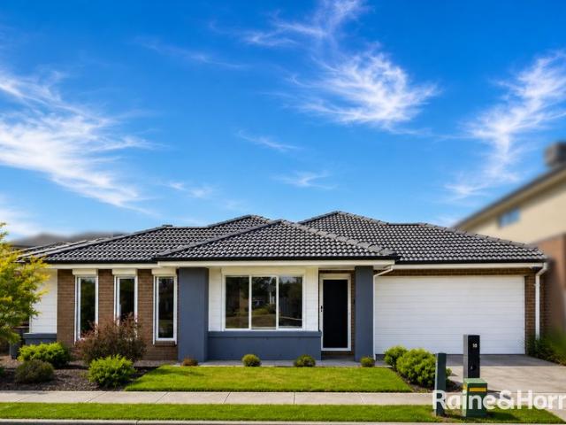 Spacious Family Living in a Prime Point Cook Location