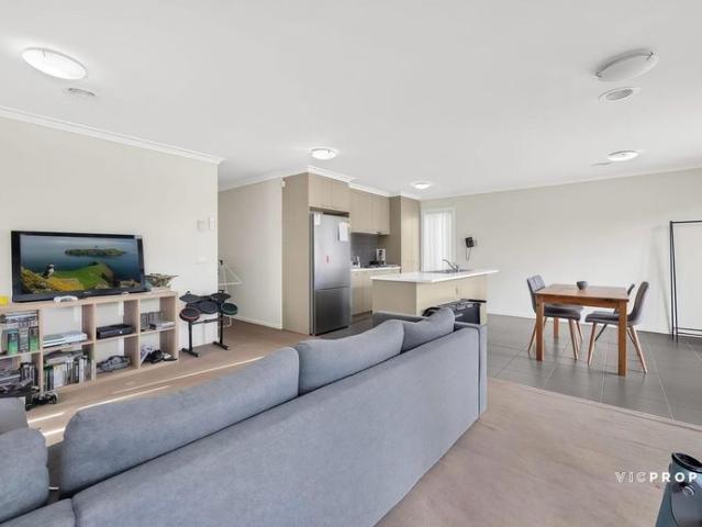 Spacious Family Living in a Prime Point Cook Location