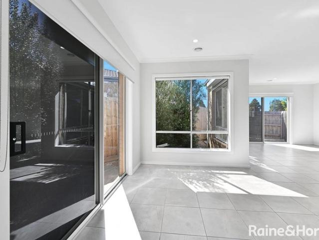 Spacious Family Living in a Prime Point Cook Location