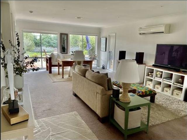 Spacious Family Living in a Prime Point Cook Location! APPLICATIONS NOW OPEN