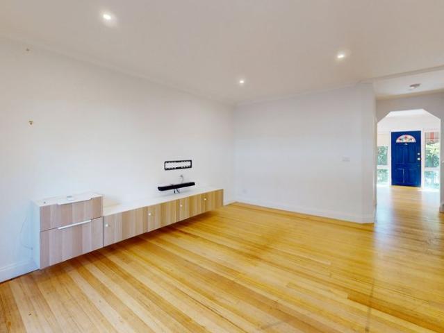 Spacious Family Living in a Prime Preston Location