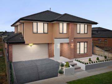 Spacious Family Living in a Prime Riverwalk Pocket