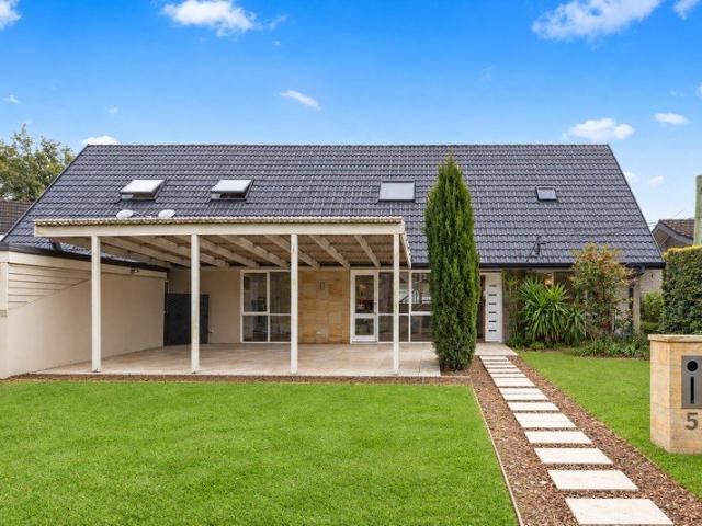 Spacious Family Living in a Prime Westleigh Location