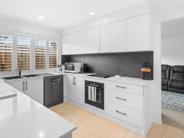 Spacious Family Living in a Private Cul de Sac with Multiple Living Areas & Outdoor Entertaining