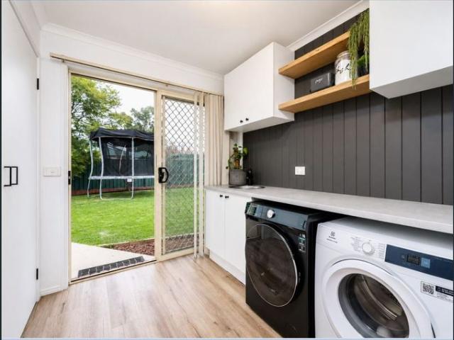 Spacious Family Living in a Quiet Court