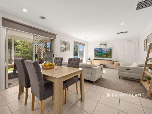 Spacious Family Living in a Quiet Court Location