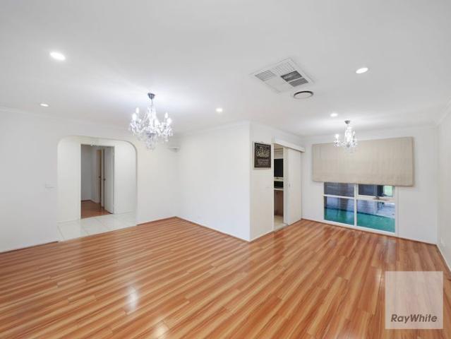 Spacious Family Living in a Quiet Court Location