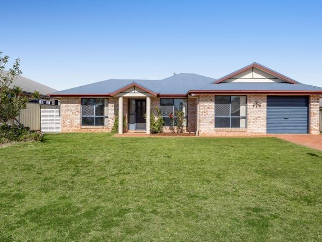 Spacious Family Living in a Quiet, Convenient Location!