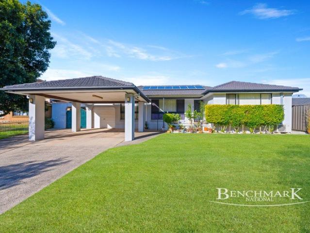 Spacious Family Living in a Quiet Chipping Norton Pocket