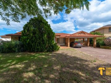 Spacious Family Living in a Quiet Cul de Sac