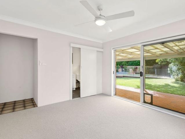SPACIOUS FAMILY LIVING IN A QUIET CUL DE SAC