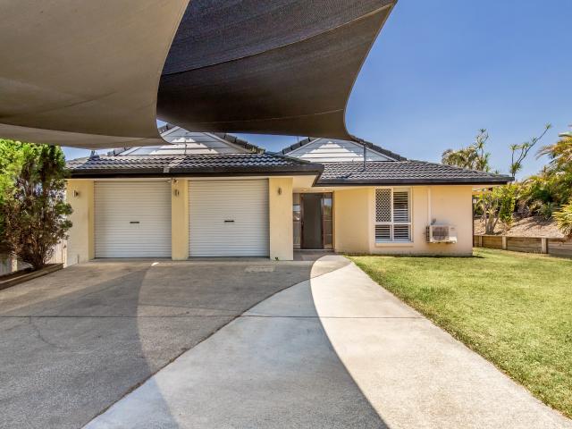 Spacious Family Living in a Quiet Cul de Sac