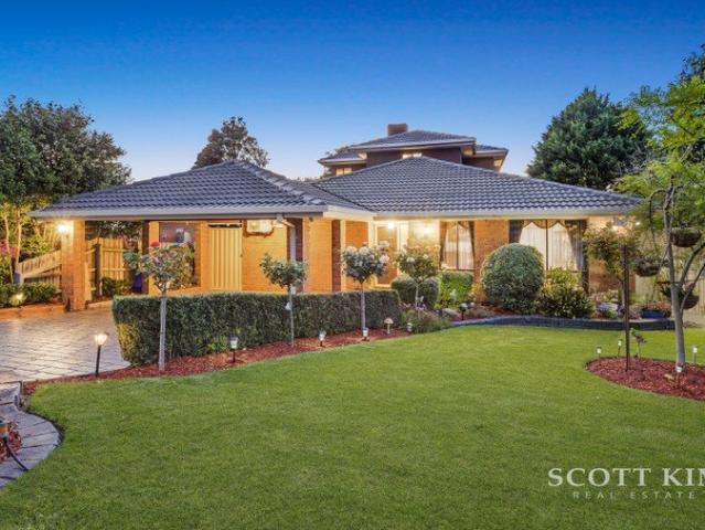 Spacious Family Living in a Quiet and Convenient Wantirna South Neighbourhood