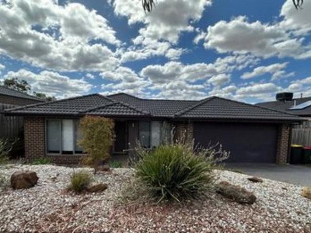 Spacious Family Living in a Quiet Bacchus Marsh Pocket