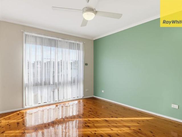 Spacious Family Living in a Quiet Edensor Park Cul de Sac