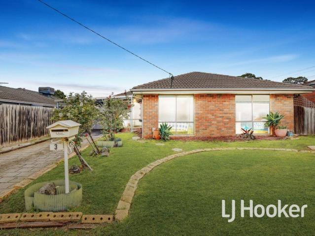 Spacious Family Living in a Quiet Hampton Park Location!