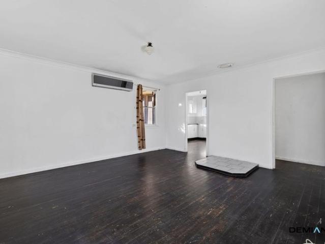 Spacious Family Living in a Quiet Leumeah Location
