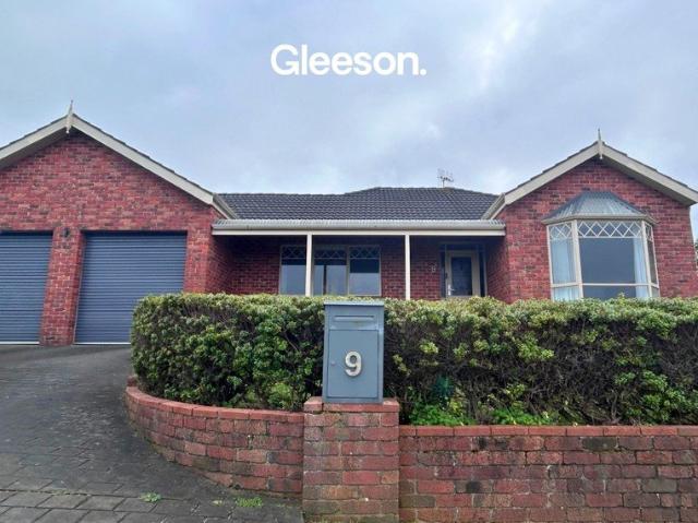 Spacious Family Living in a Quiet North Warrnambool Court