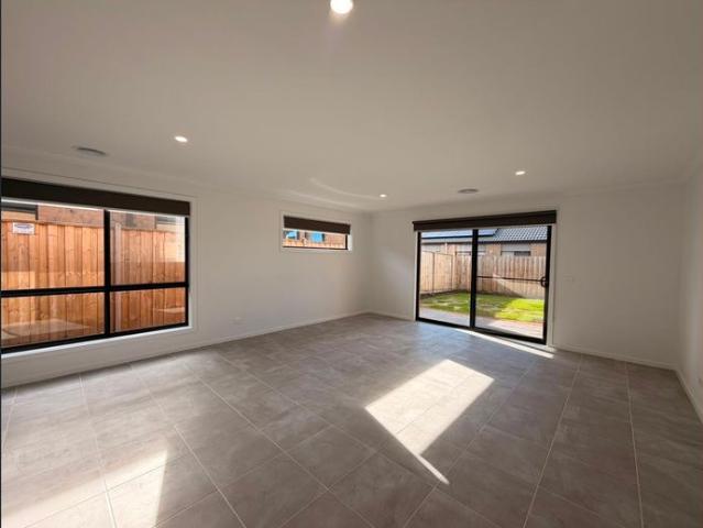 Spacious Family Living in a Thriving Mount Duneed Community