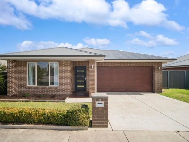 Spacious Family Living in an Established Lucas Location