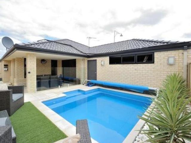 Spacious Family Living in Baldivis
