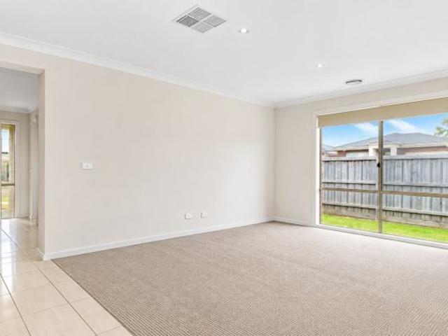 Spacious Family Living in Berwick Waters Estate