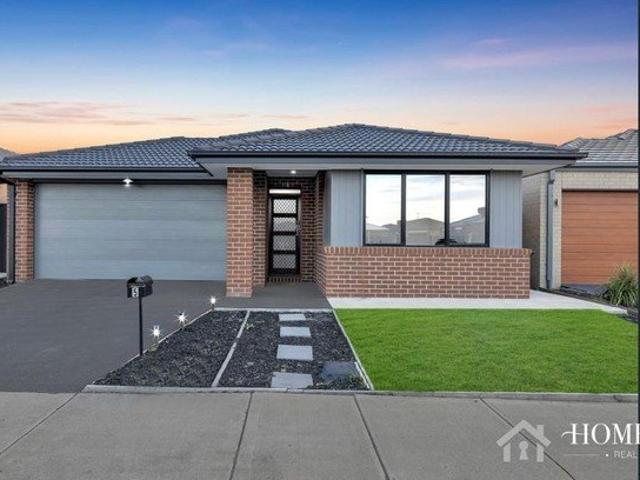 Spacious Family Living in Beveridge