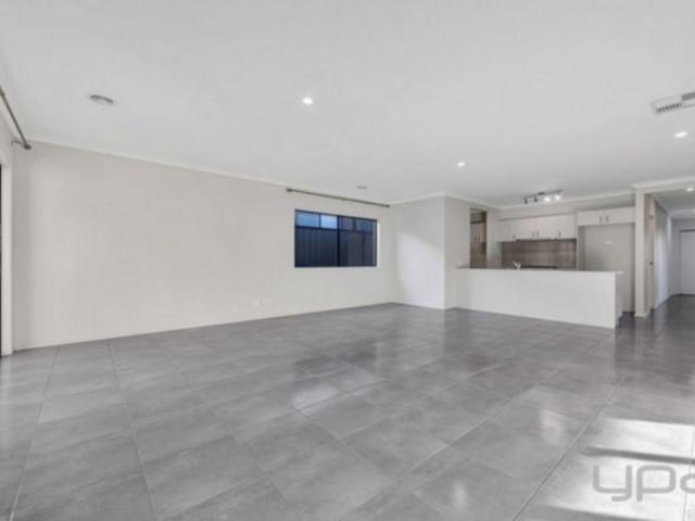 Spacious Family Living in Craigieburn