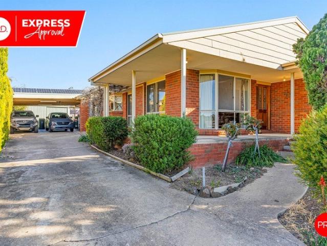 Spacious Family Living in Golden Square
