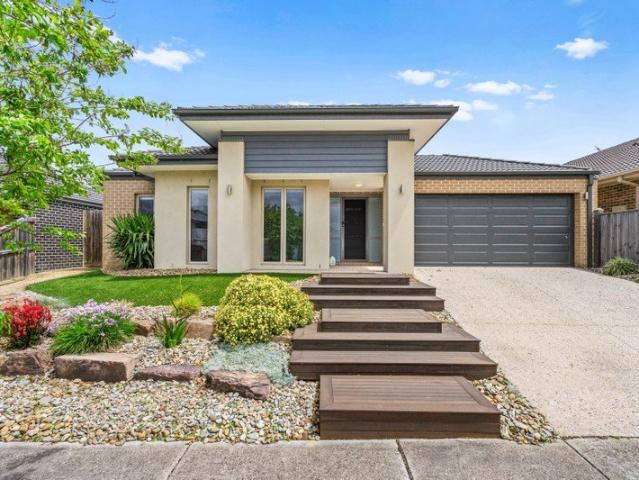 Spacious Family Living in Hawkstowe Estate