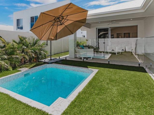 Spacious Family Living in Jacobs Well