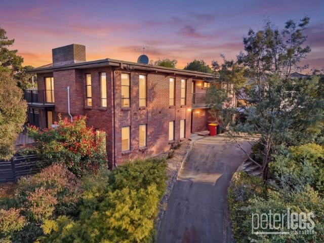 Spacious Family Living in Popular Norwood