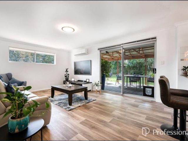 Spacious Family Living in Popular Waggrakine