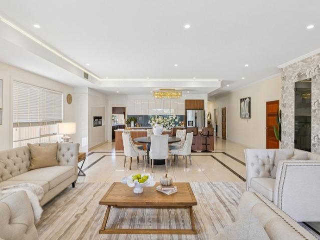 Spacious Family Living in Prestigious Kingswood Private appointment for inspection