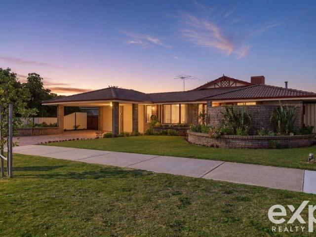 Spacious Family Living in Prestigious Woodbridge Estate