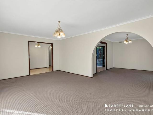Spacious Family Living in Prime Bulleen Position