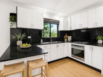 Spacious Family Living in Prime Bexley Location