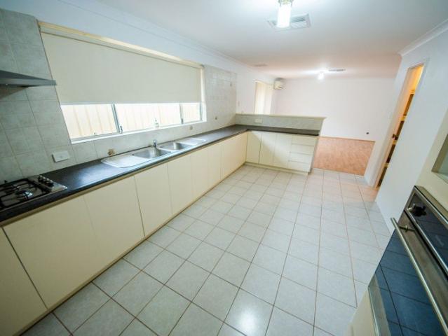 Spacious Family Living in Prime Canning Vale Location