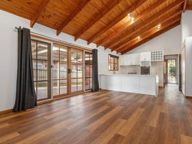 Spacious Family Living In Prime Location Langwarrin