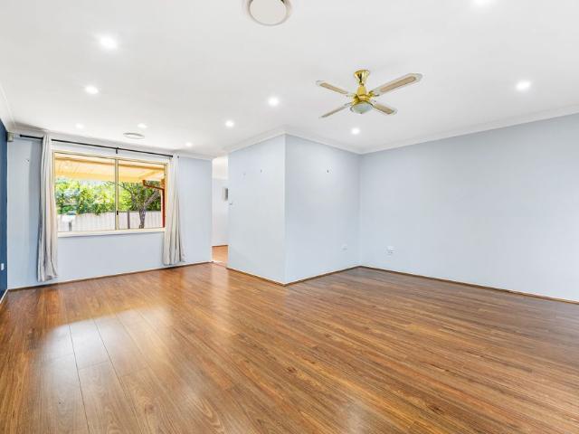 Spacious Family Living in Prime Schofields Location