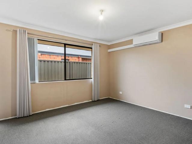 Spacious Family Living in Riverside Ravenswood